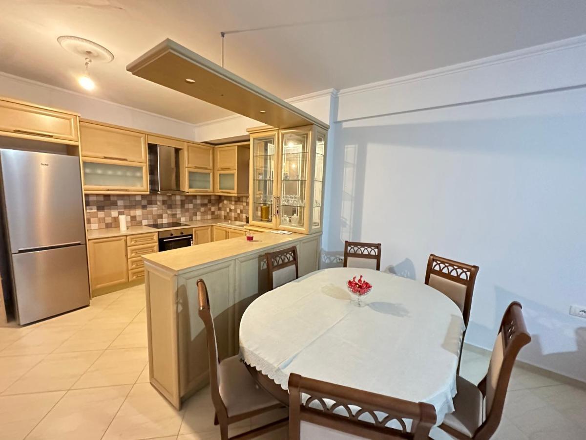 Ermis Apartament Apartment Sarande Exterior photo